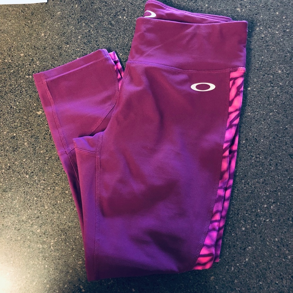 Oakley Cropped Leggings